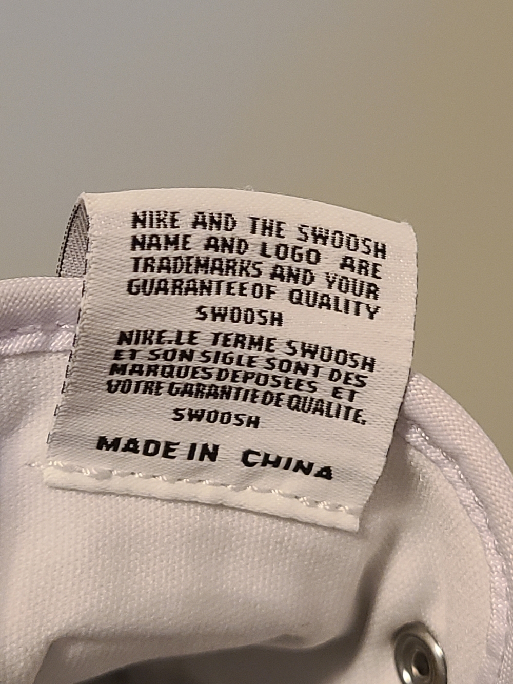 Nike Air Jordan 1 Retro Low White Leather Slip On's AV3918-100 Size 11 - Picture 4 of 16